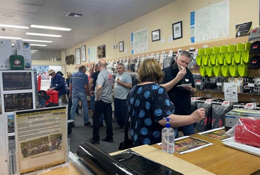 Miners Den Adelaide Minelab Metal Detector Super Store
